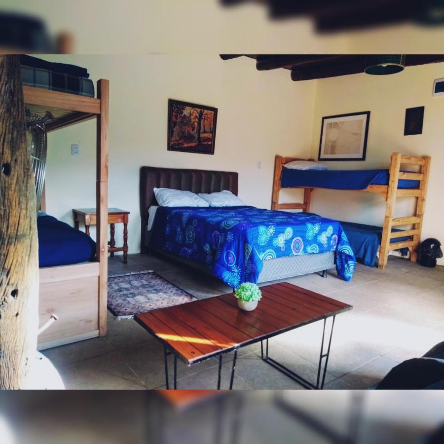 Social-Club La Cueva Vandrehjem Minas Eksteriør billede